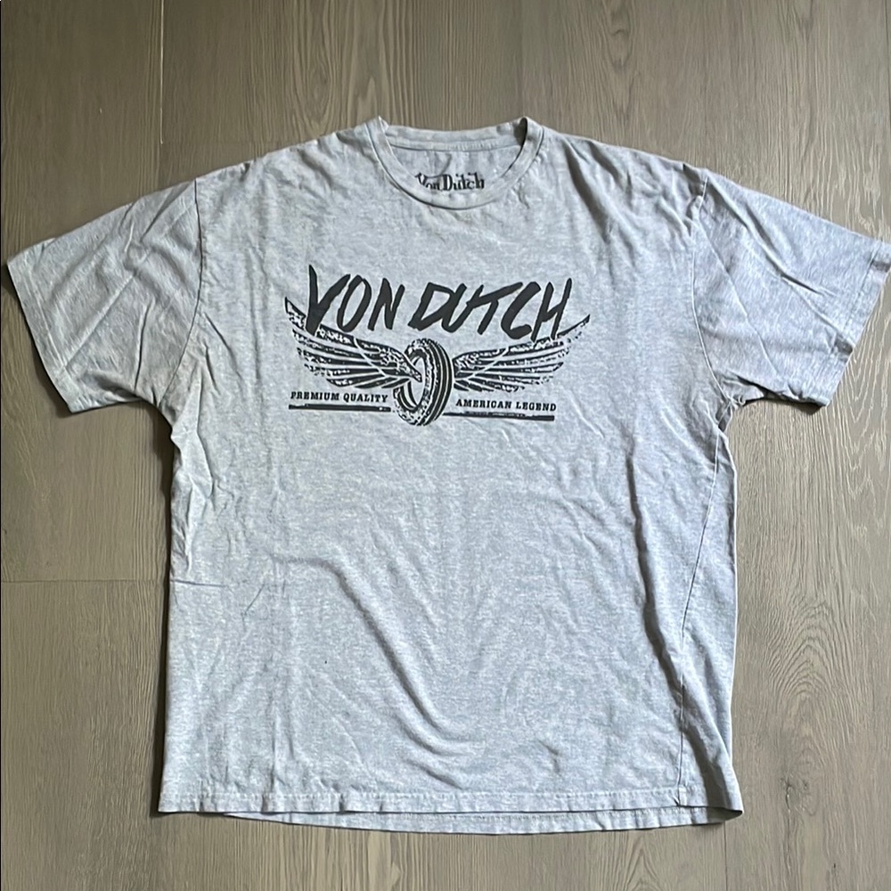 Von Dutch logo t shirt